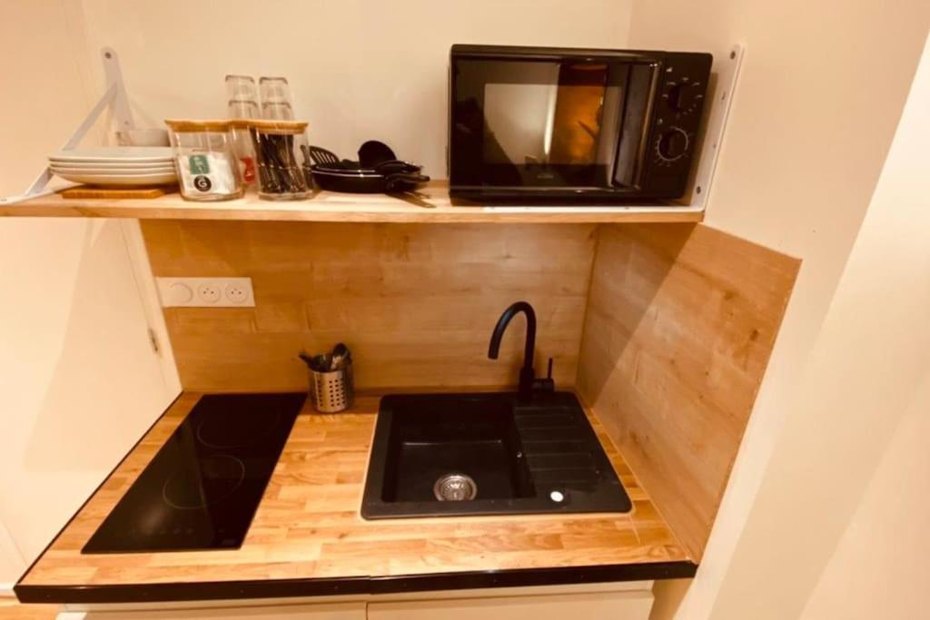 Studio Renove Avec Patio, Coeur Du Centre Ville Besançon Eksteriør billede